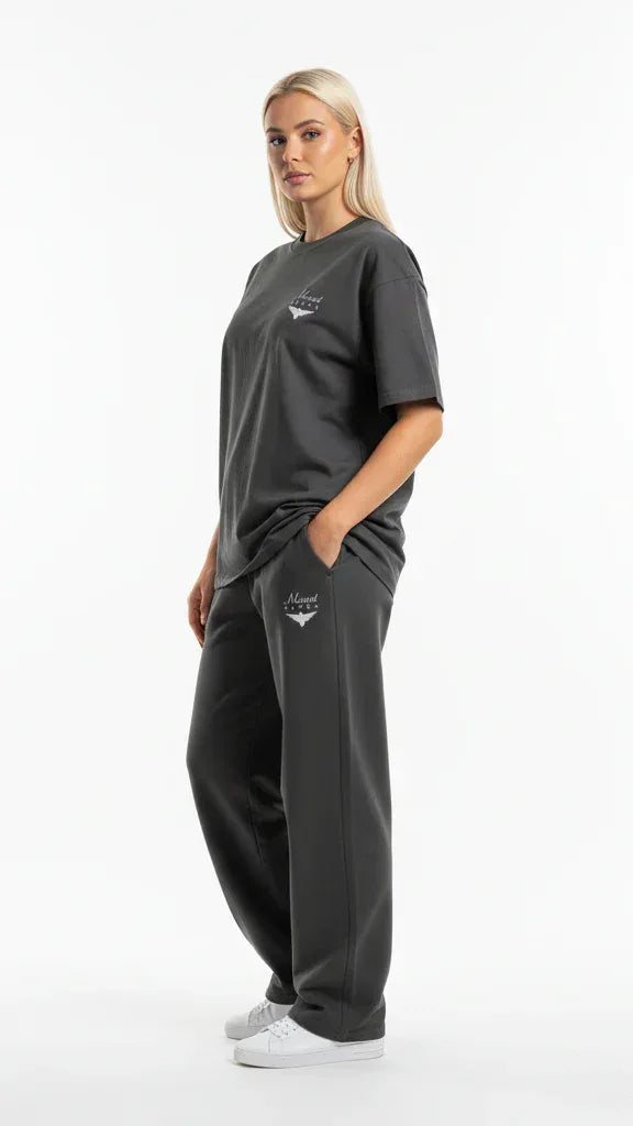 Super Heavyweight Oversized Unisex Tee - Black/White - Mount Alpha Clothing®